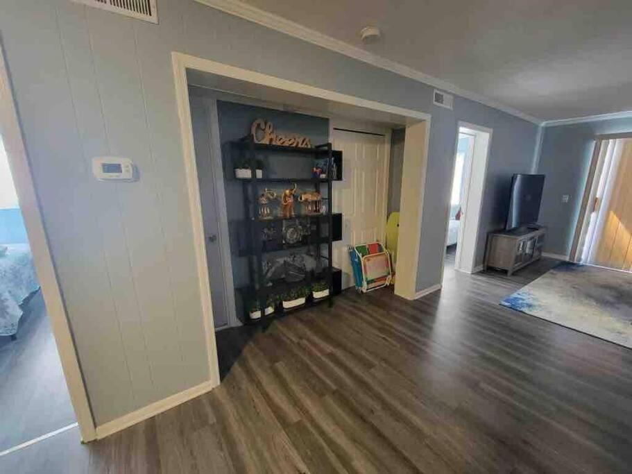 2022 Renovated 2-Bdrm Cozy, Lovely Condo W/Parking! Hilton Head Island Bagian luar foto