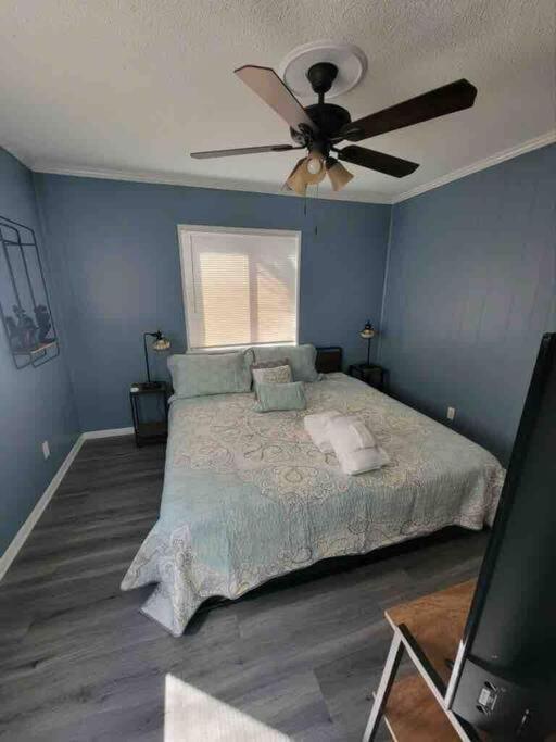 2022 Renovated 2-Bdrm Cozy, Lovely Condo W/Parking! Hilton Head Island Bagian luar foto