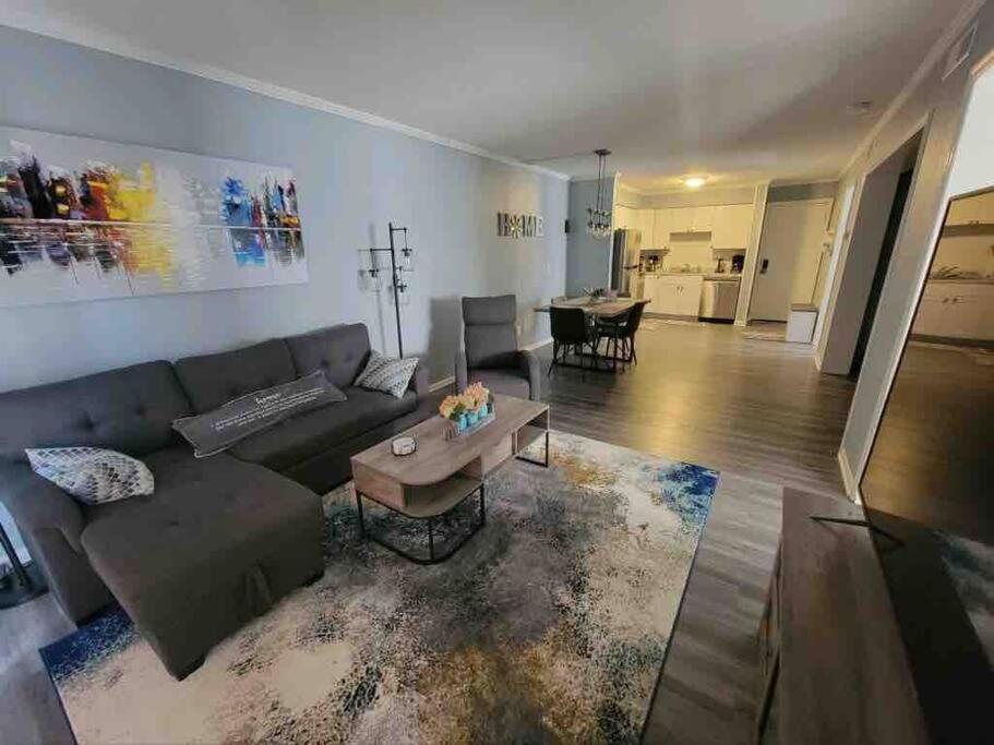 2022 Renovated 2-Bdrm Cozy, Lovely Condo W/Parking! Hilton Head Island Bagian luar foto
