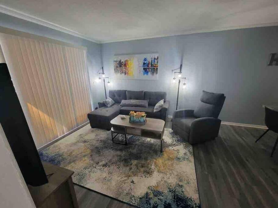 2022 Renovated 2-Bdrm Cozy, Lovely Condo W/Parking! Hilton Head Island Bagian luar foto