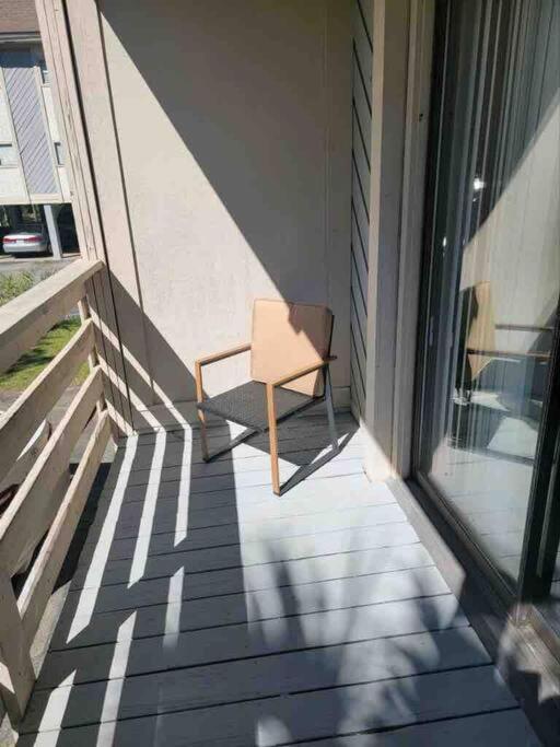 2022 Renovated 2-Bdrm Cozy, Lovely Condo W/Parking! Hilton Head Island Bagian luar foto