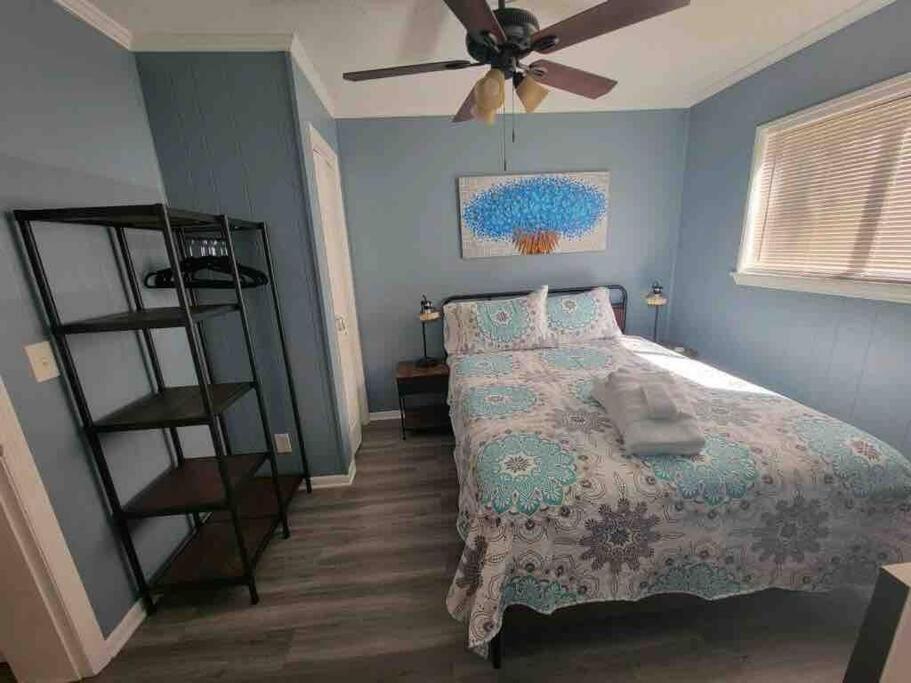 2022 Renovated 2-Bdrm Cozy, Lovely Condo W/Parking! Hilton Head Island Bagian luar foto