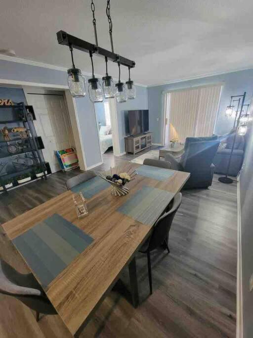 2022 Renovated 2-Bdrm Cozy, Lovely Condo W/Parking! Hilton Head Island Bagian luar foto
